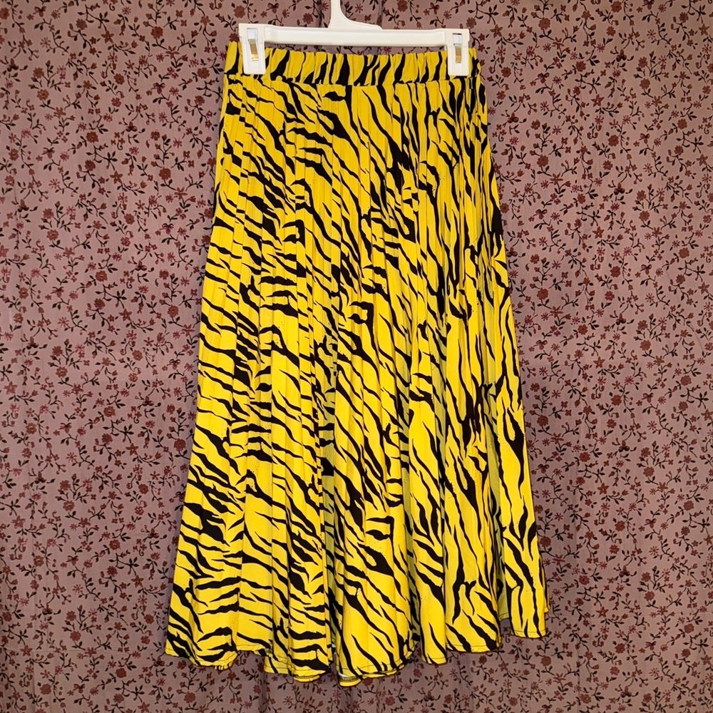 Yellow and Black Zebra Print Midi Pleated Skirt